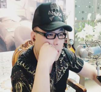 996喊麦-胡一菲的直播