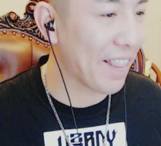 神豪九辰哥改马甲,守护大佛!-大佛的新闻- YY L