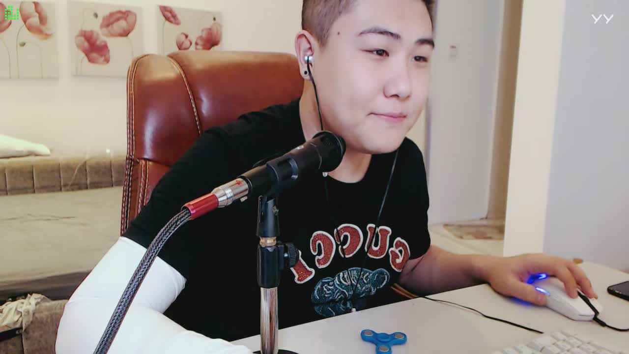 托米大大视频直播全集_托米大大资料大全-YY官