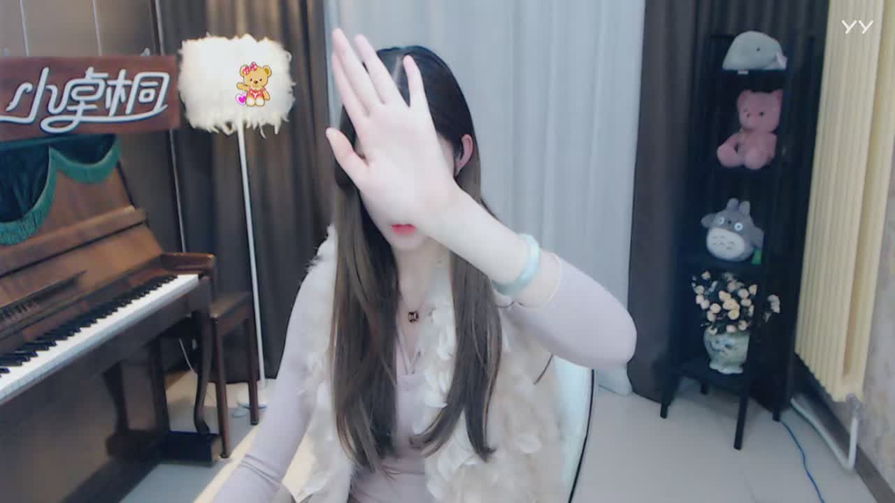 亚洲小姐小卓桐颜值直播间_亚洲小姐小卓桐视